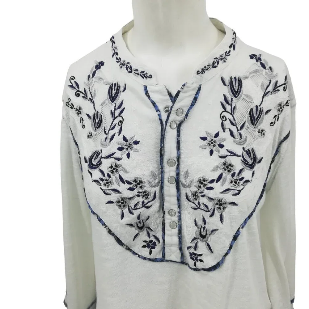 Free People Embroidered Floral Lace Henley Pearl Snap Shirt Size S Puff Sleeve